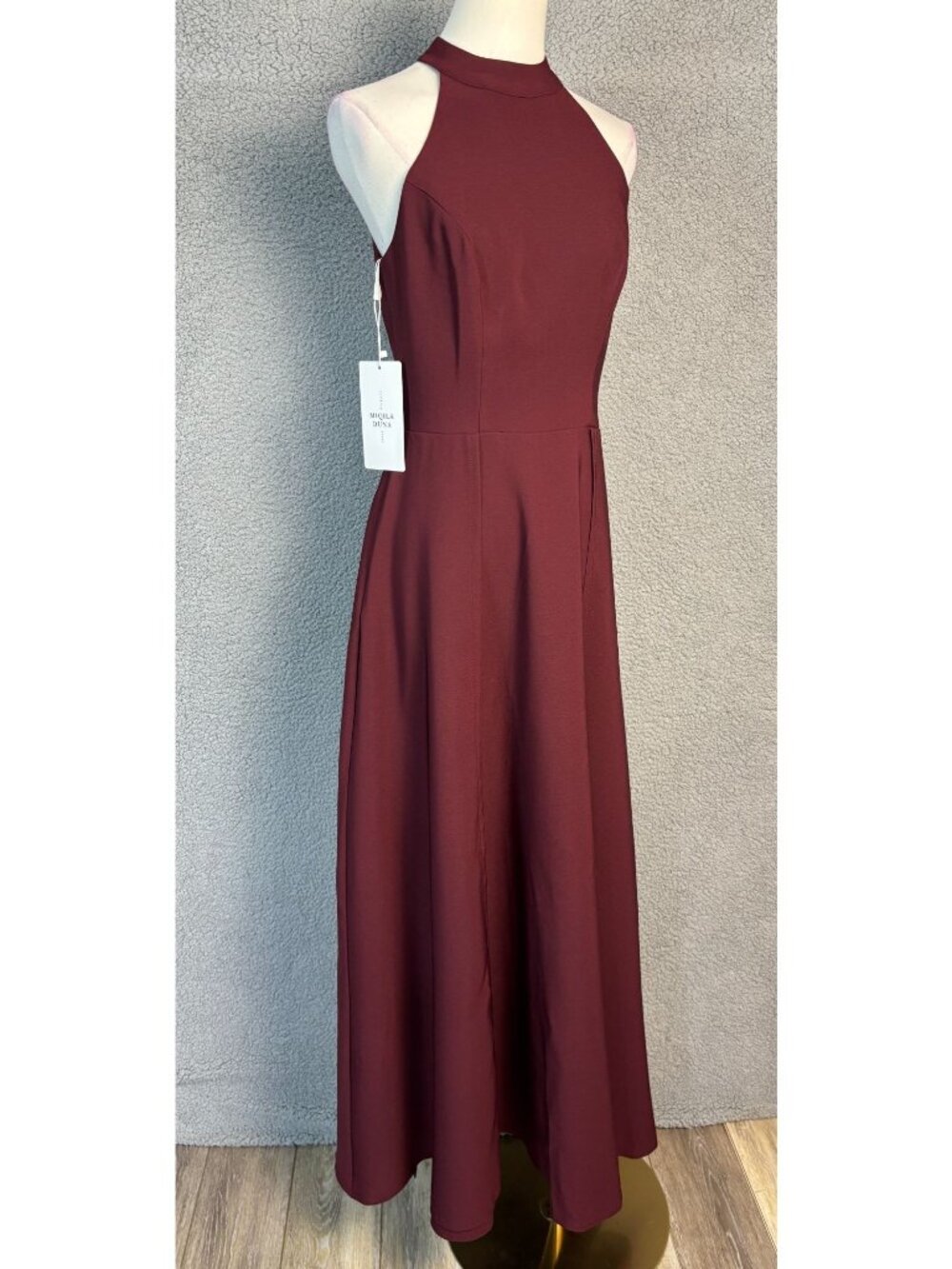 MiqilaDuna Womens Formal Maxi Dress Halter Neck Sexy Split Sleeveless Small NWT - Picture 2 of 8